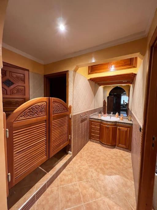Superbe Appartement Avec Parking Gratuit Marrakesh Extérieur photo