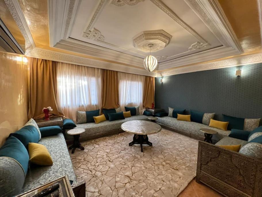 Superbe Appartement Avec Parking Gratuit Marrakesh Extérieur photo